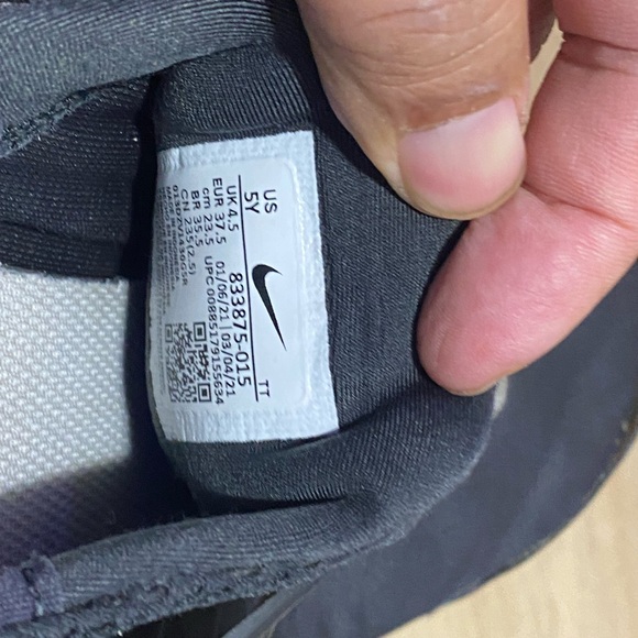 Nike Boys Air Presto 833875-015 Black Running Shoes Sneakers Size 5Y - Picture 13 of 14